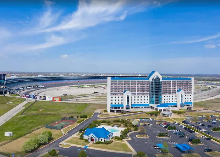 Apartment 3/3 On Texas Motor Speedway *