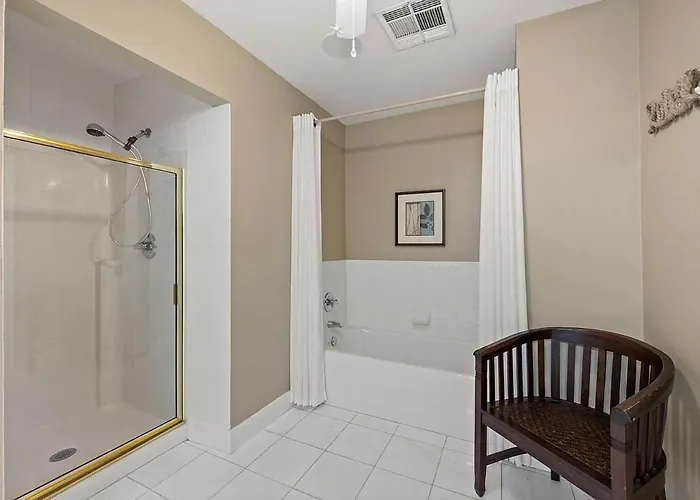 3/3 On Texas Motor Speedway Apartment