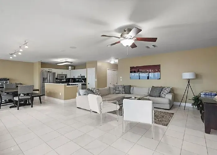 3/3 On Texas Motor Speedway Apartment Fort Worth