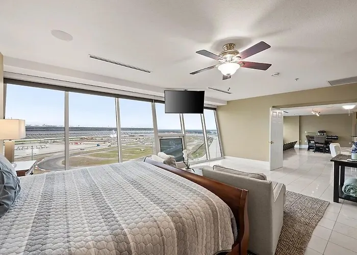 3/3 On Texas Motor Speedway Apartment Fort Worth