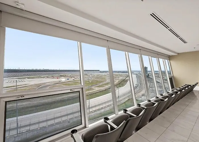 3/3 On Texas Motor Speedway Apartment